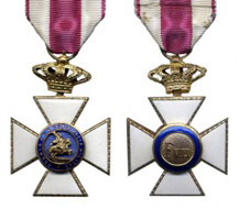 Cruz de oro de la Real y Militar orden de San Hermenegildo