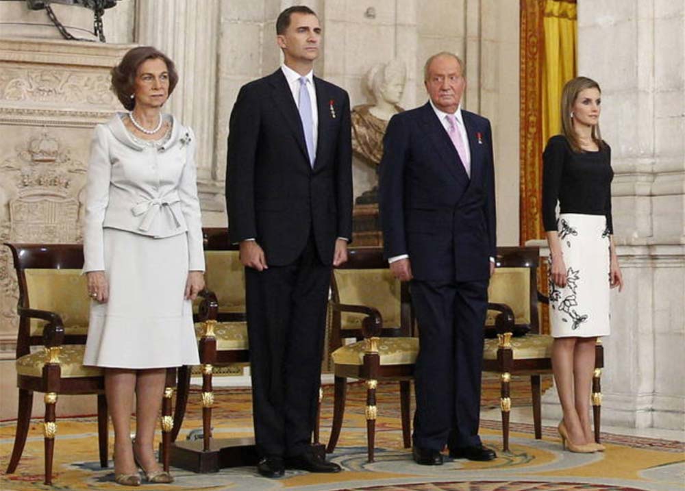 Sus Majestades los Reyes con los Príncipes de Asturias